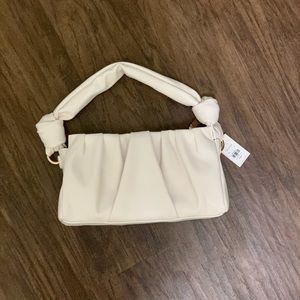 Francesca’s collections Ruby knotted HOBO handbag